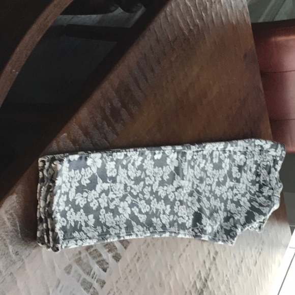 Jeans - Picture 3 of 8